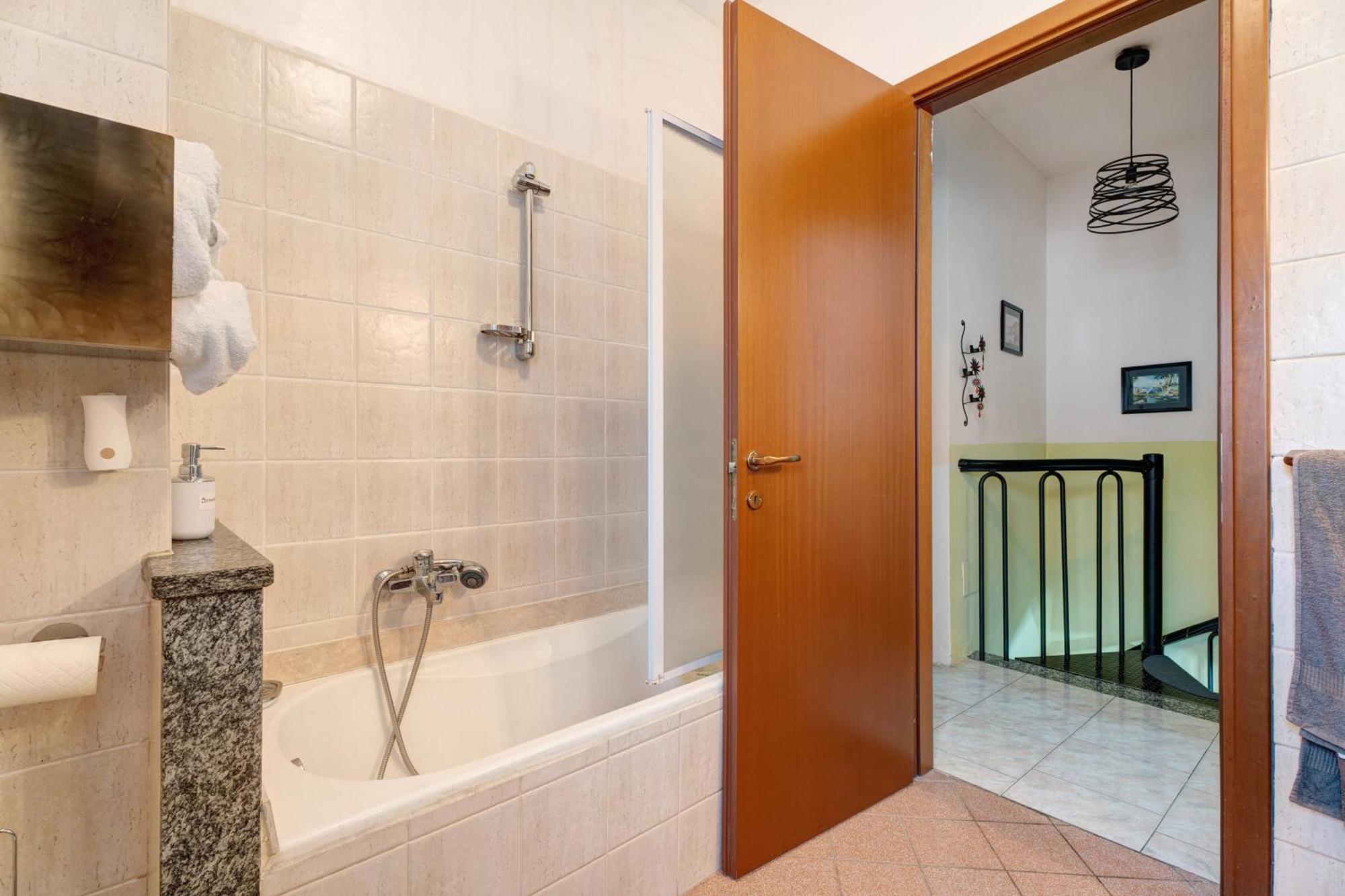 Casa Perry - Lago Maggiore Borgo Ticino Exterior photo